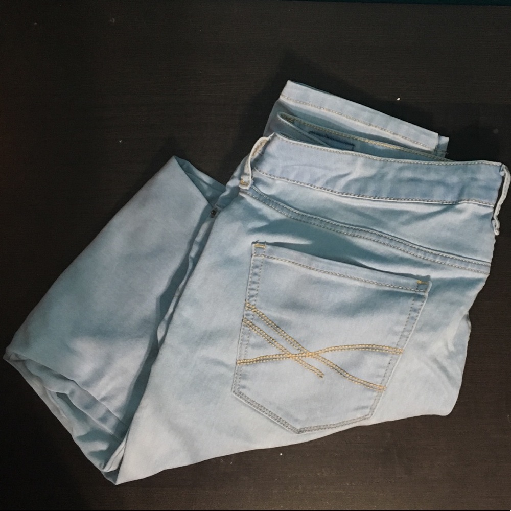 Light wash high waisted jeggings Aeropostale